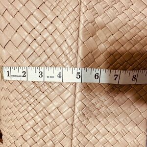 BRAND NEW FALOR Woven Beige Tote – 100% Genuine Leather, Chic & Elegant